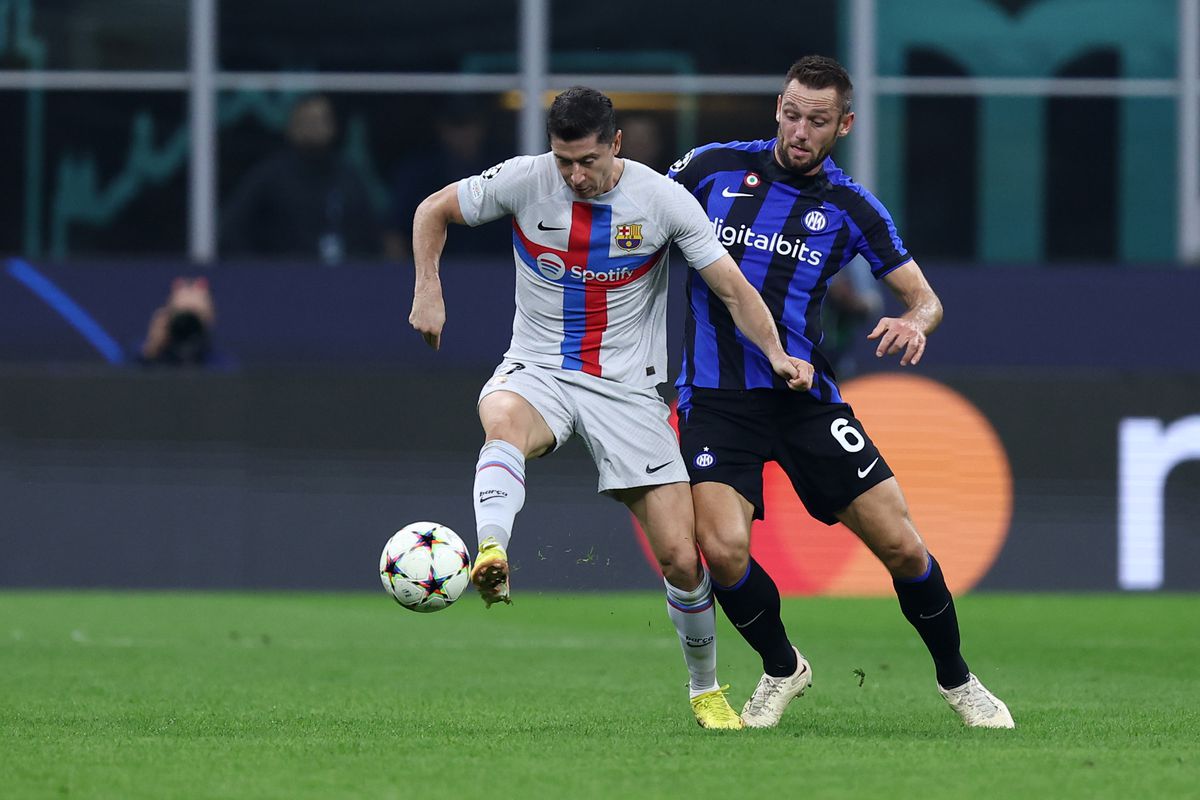 bar vs int 2h00 1 5 1 Soi kèo hiệp 1 Barcelona vs Inter